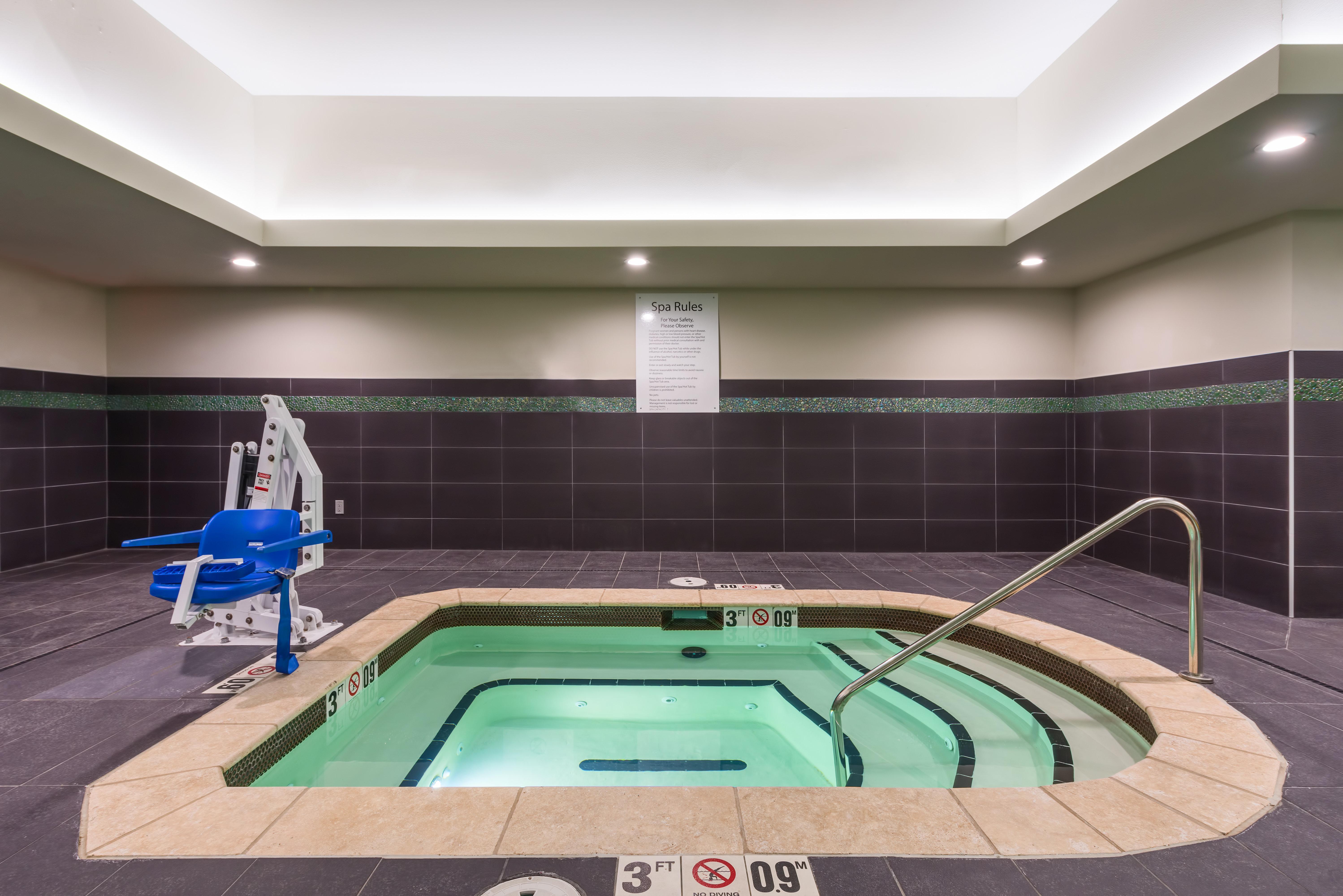 Holiday Inn Express And Suites Norman By Ihg Exterior photo